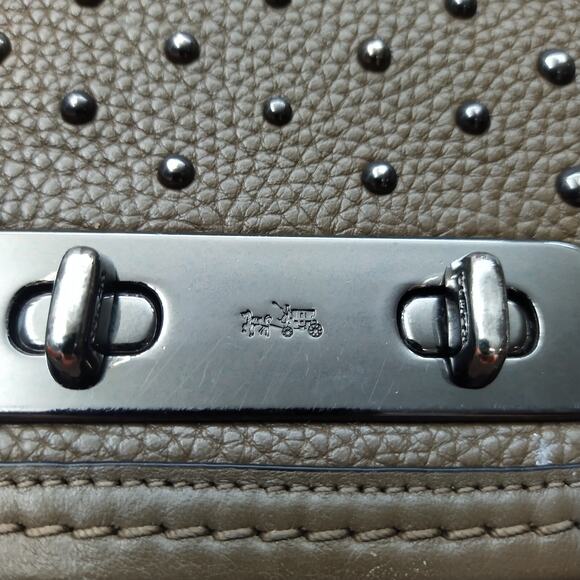 Coach Swagger Shoulder Bag In Brown Pebble Leather With Ombre Rivets Chain Strap - Picture 5 of 16